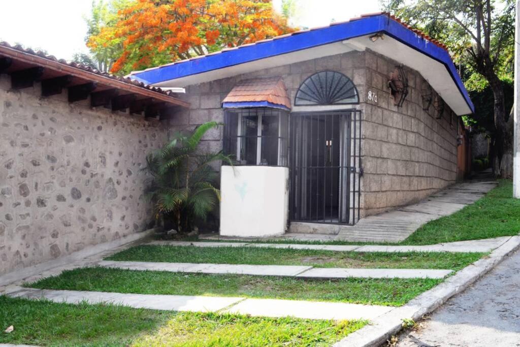Departamento En Lomas De Cuernavaca Con Aire Acond Apartment Temixco Ngoại thất bức ảnh